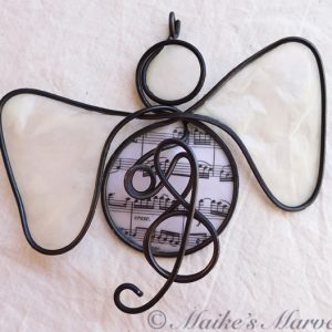 Musical Angel ornament by Maike's Marvels
