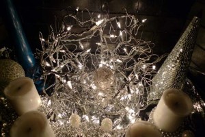 Christmas wire ball by Maike's Marvels